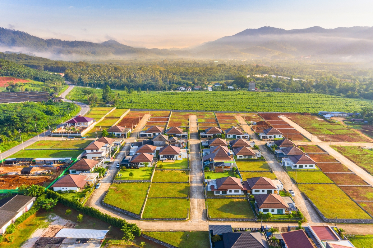 บรรยากาศภายในโครงการดรีมฮิลล์ ระนอง